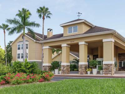 Homewood Suites by Hilton Fort Myers - Bell Tower