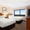 Hilton Chicago / Oak Brook Suites