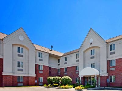 Candlewood Suites Kansas City-Overland Park