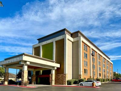 Best Western Plus Medical Center South