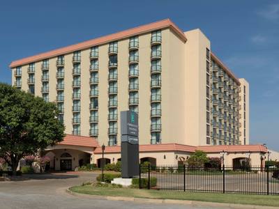 Embassy Suites Tulsa I-44