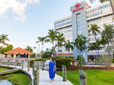 Hilton Palm Beach Airport