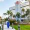 Hilton Palm Beach Airport