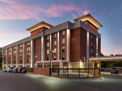 Hampton Inn Greensboro Airport
