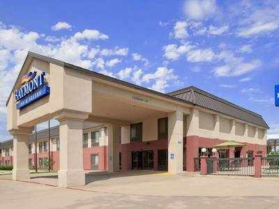 Baymont Inn & Suites Lewisville
