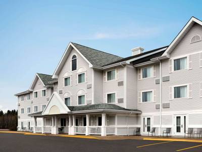 Travelodge Suites Moncton