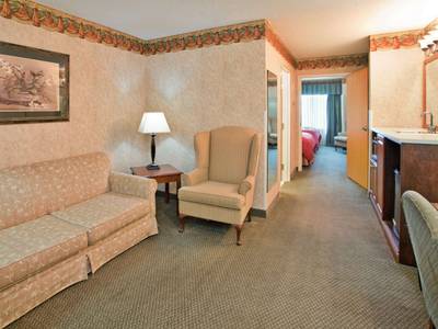 Country Inn & Suites by Radisson, Somerset, KY