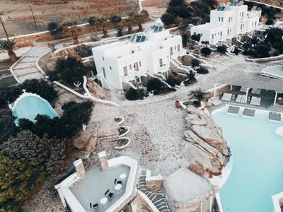 Dreambox Mykonos Suites