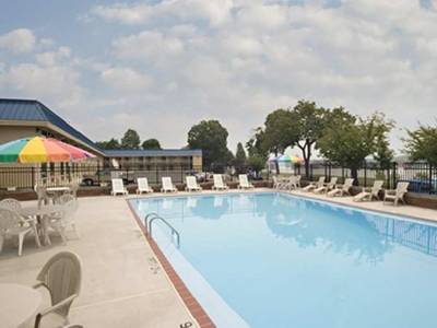 Quality Inn Riverfront