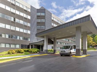 Comfort Inn & Suites BWI Airport