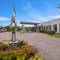 Clarion Inn & Suites Orlando near Theme Parks Hotel
