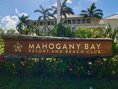 Mahogany Bay Resort & Beach Club, Curio Collection by Hilton (Foto)
