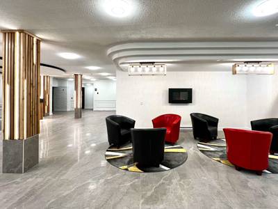 Ramada Victoria Hotel & Conference Centre