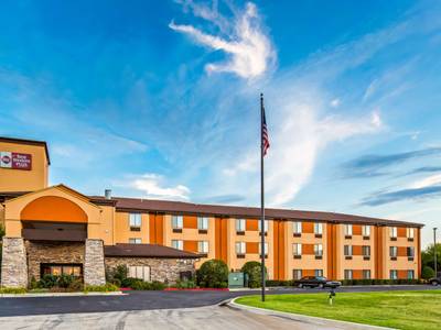 Best Western Plus Woodland Hills Hotel & Suites