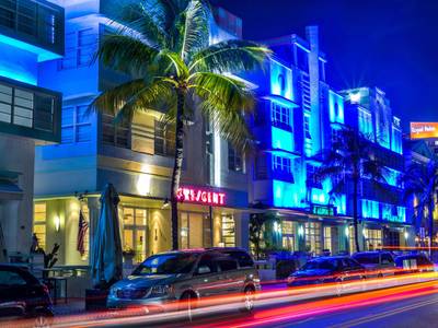 Crescent Resort On South Beach