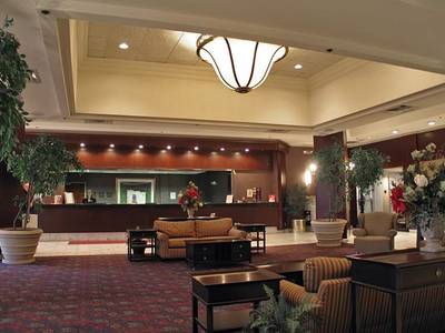 Crowne Plaza Grand Rapids Airport