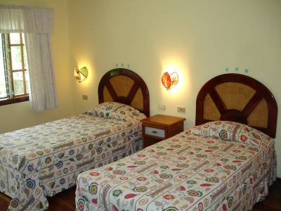 Lands In Love Tierras Enamoradas