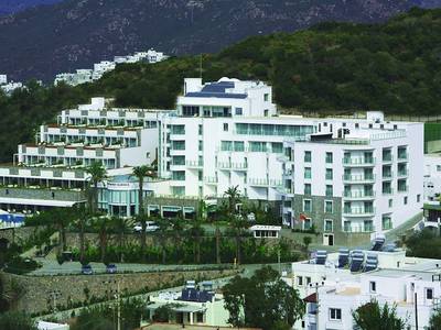 Roxx Suites & Deluxe