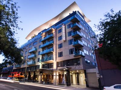 Majestic Roof Garden Hotel