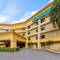 La Quinta Inn & Suites Miami Airport East