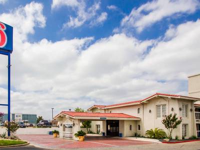 Motel 6 Austin - Midtown