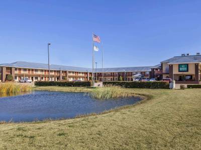 Quality Inn & Suites Owasso