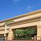 La Quinta Inn & Suites Tampa East Fairgrounds