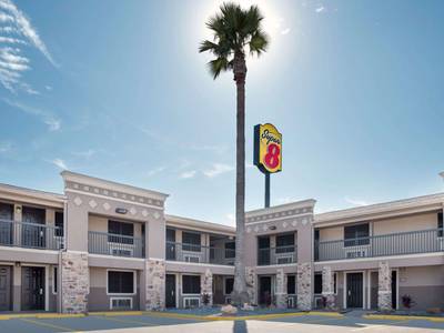 Super 8 McAllen/Downtown