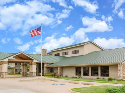 AmericInn Lodge & Suites Ankeny