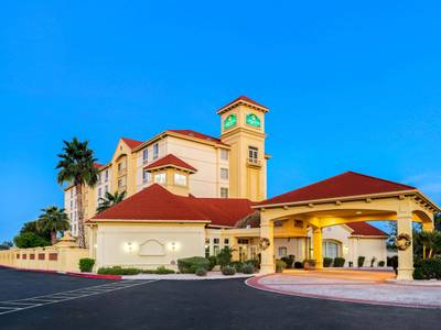 La Quinta Inn & Suites Mesa Superstition Springs