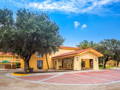 La Quinta Eagle Pass