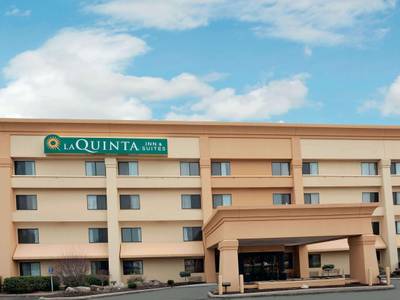 La Quinta Inn & Suites Mansfield