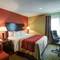 Quality Inn & Suites Pine Bluff