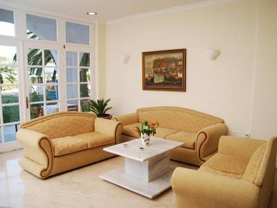 Karras Grande Resort 