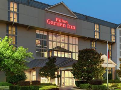 Hilton Garden Inn Dallas Market Center