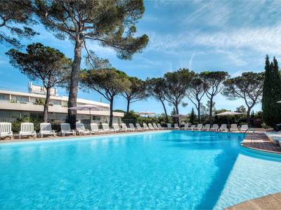 Zenitude Hotel Residence La Tour de Mare