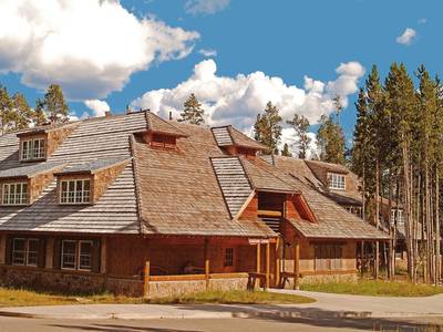 Canyon Lodge & Cabins