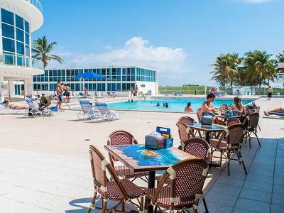 Design Suites at Castle Beach