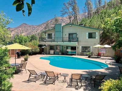 Yosemite Cedar Lodge