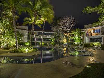 BlueBay Coronado Golf & Beach Resort