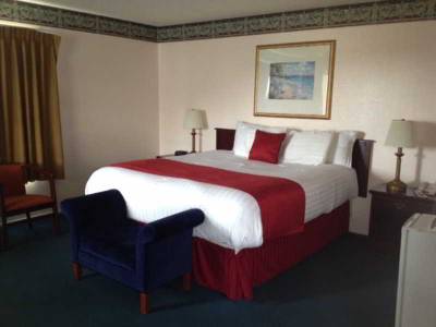 Courtesy Inn San Simeon