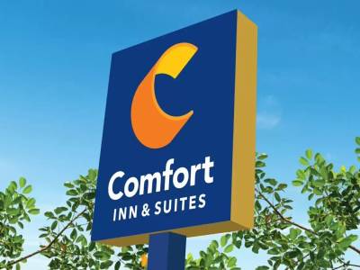 Holiday Inn Express & Suites Cincinnati-North / Sharonville