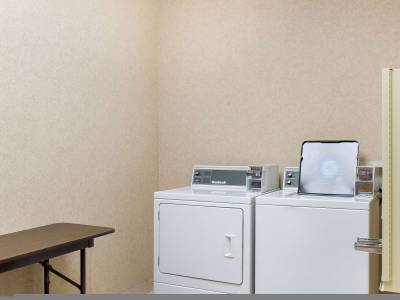 Comfort Suites Rapid River Lodge