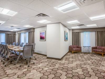 Crowne Plaza Portland-Lake Oswego