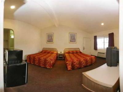 Anaheim Discovery Inn & Suites