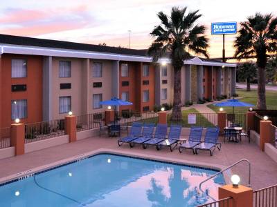 Rodeway Inn & Suites Austin