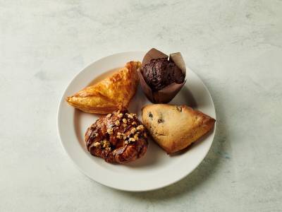 Holiday Inn Hotel & Suites Raleigh-Cary I-40 @Walnut St