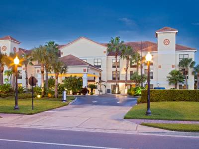 Holiday Inn Express & Suites Clearwater North - Dunedin