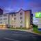 Holiday Inn Express & Suites Coon Rapids - Blaine Area
