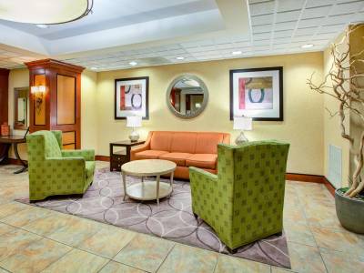 Holiday Inn Express & Suites Fort Wayne